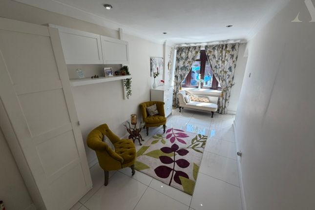 7 Wilkinson Croft, Birmingham photo 2