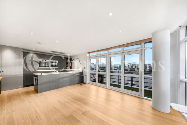 Thumbnail Flat for sale in Langbourne Place, Canary Wharf, London