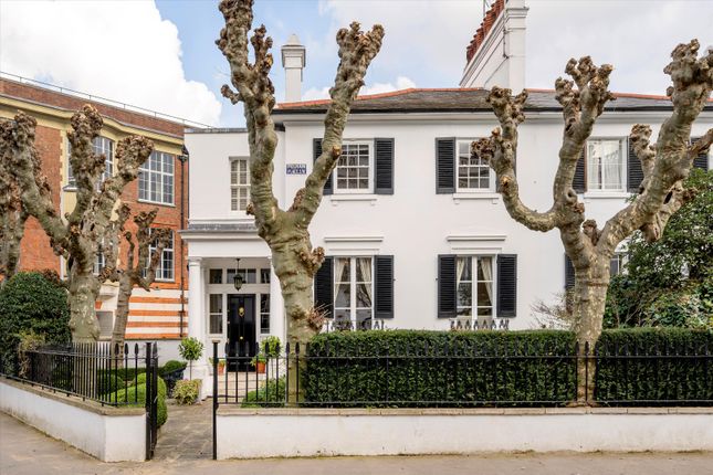 End terrace house for sale in Pelham Place, London