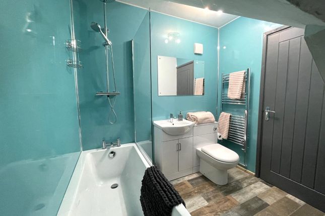 Torpoint Pod, 38, Fore Street, Torpoint photo 4