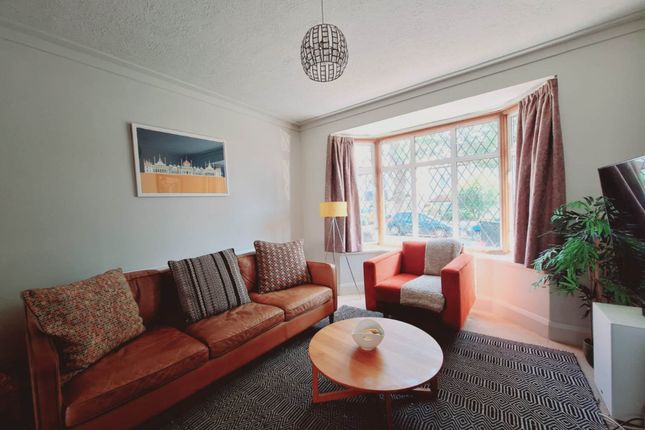 36, Aldrington Avenue, Hove photo 3