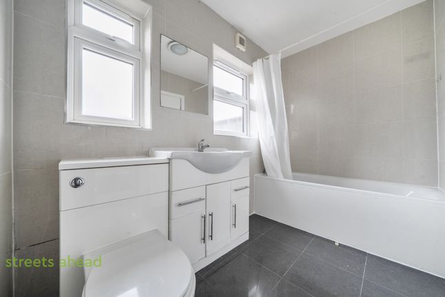 45, Wandle Road, Croydon photo 4