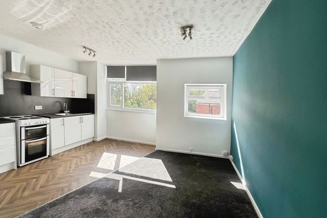 Flat 7 12, Vernon Street, Bolton photo 3