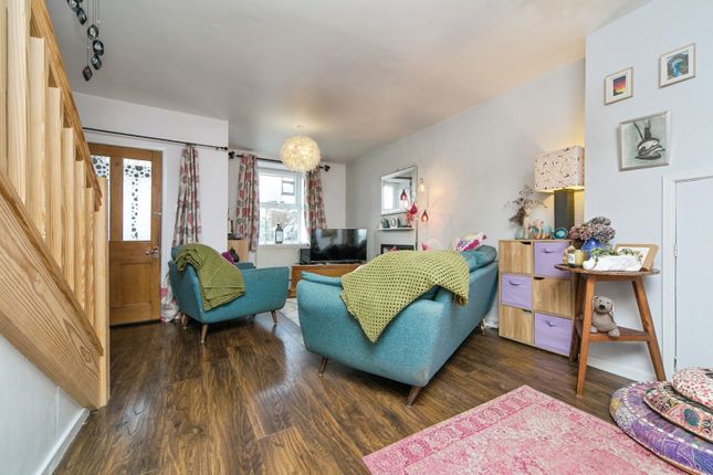 15, Rhedyw Road, Caernarfon photo 2
