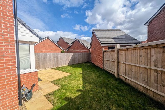Semi-detached house for sale in Flaxley Lane, Middlebeck, Newark