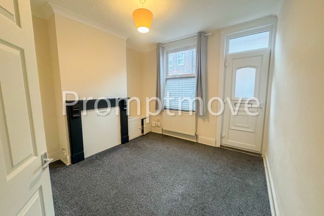 Hartley Road, Luton photo 2