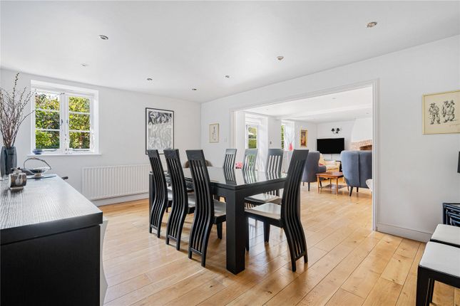 8, Church Farm Way, Watford photo 4