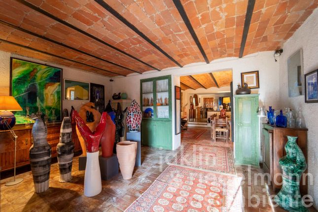 Thumbnail Country house for sale in Italy, Tuscany, Arezzo, Bucine