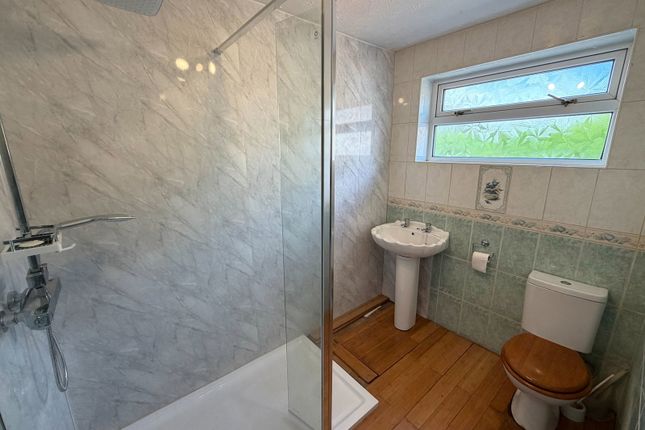 37, Crown Street, Chesterfield photo 3