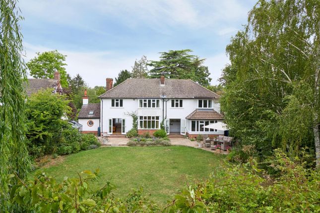 24 Queen Edith's Way 0408250044.Jpg