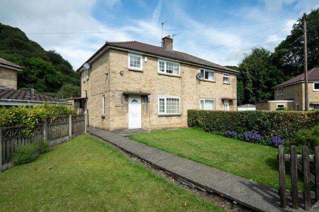 3-bed house on 3, The Glen, Todmorden, £200,000