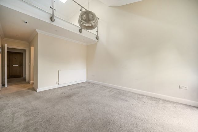 31, Fleur De Lis, Wokingham photo 4