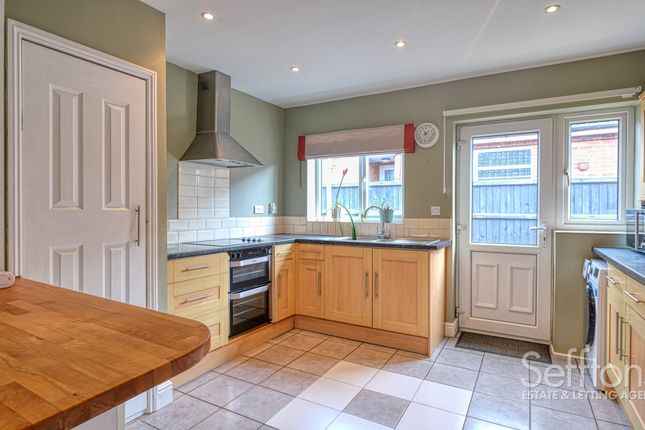 49 Gorse Road, Norwich photo 2