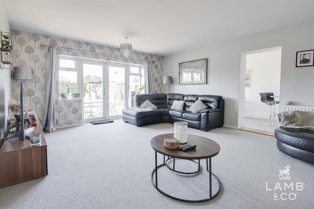 11, Canterbury Road, Holland-On-Sea photo 2