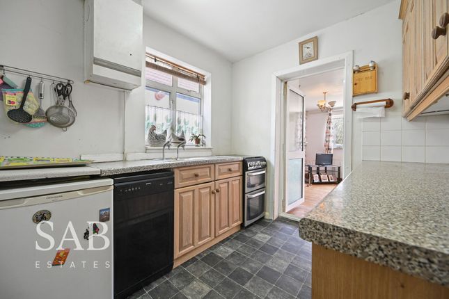 30 Millet Road, Greenford photo 3