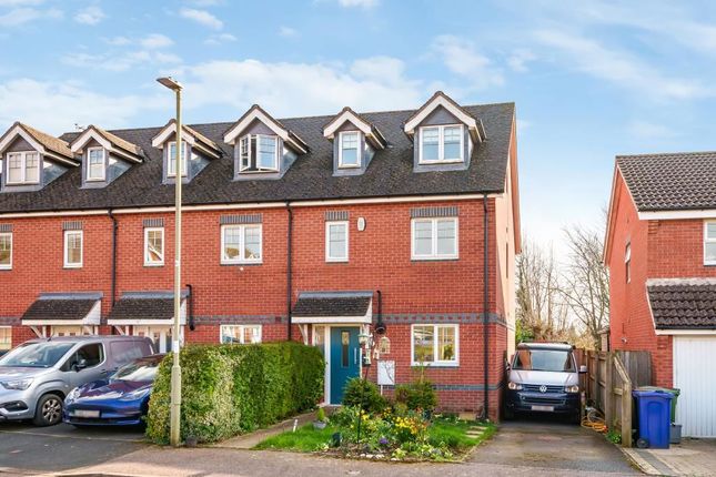 Thumbnail Terraced house for sale in Griffin Close, Twyford, Banbury