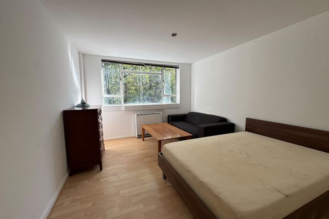 Wynford Road, London photo 3