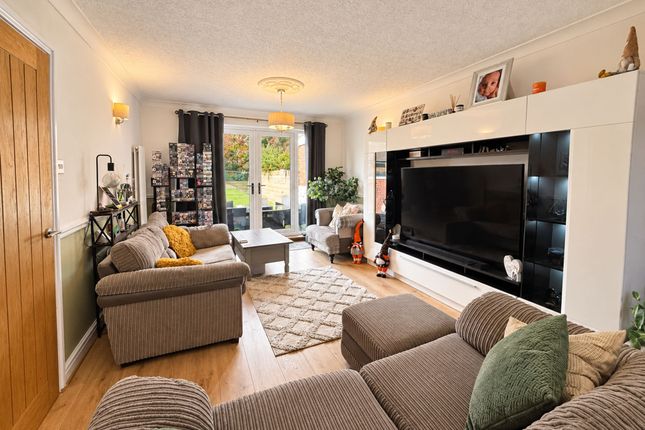 66 Pole Lane, Darwen photo 2