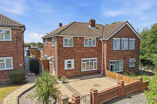 3-bed house on 14, Pettits Close, Romford, £500,000