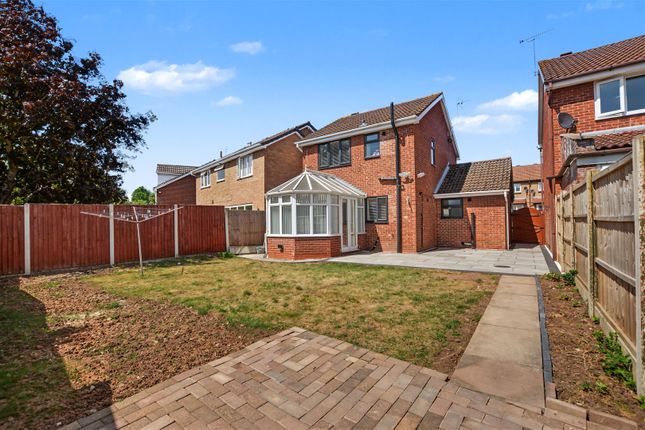 19, Erdington Way, Nottingham photo 4
