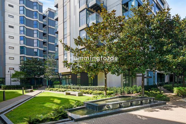170, Dance Square, London photo 2