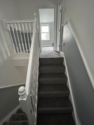 Terraced house to rent in Gibbon Road, London