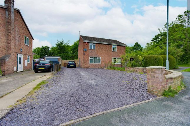 Thumbnail Semi-detached house for sale in Hawthorne Close, Congleton