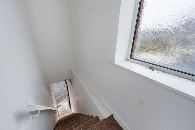 Flat 1 Griffin Works, Accrington photo 2