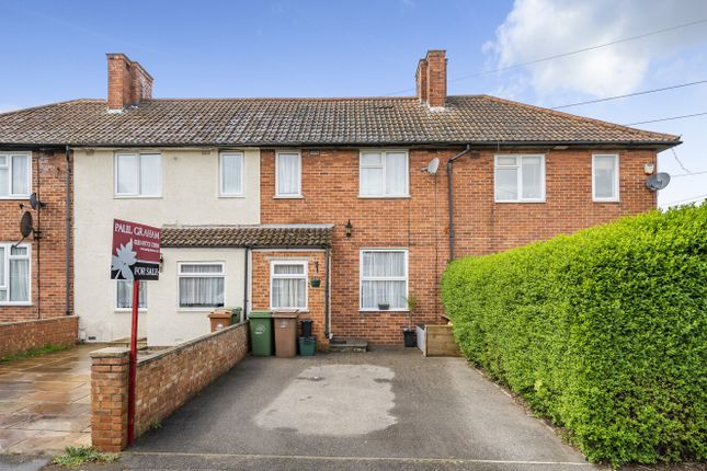 Thumbnail Terraced house for sale in Rushen Walk, Carshalton