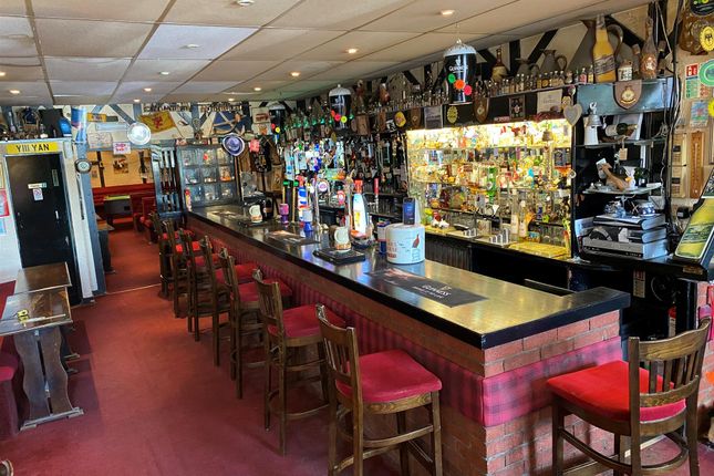 Thumbnail Pub/bar for sale in PA20, Rothesay, Argyll &amp; Bute