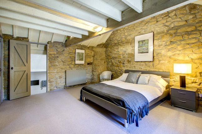 Bedroom 2 (2)