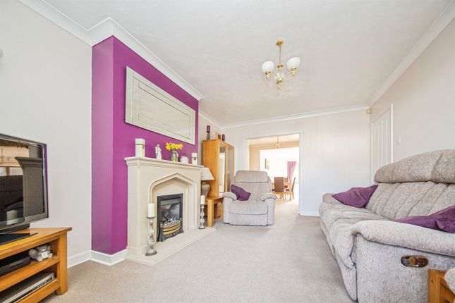 48, Arundel Way, Ipswich photo 2