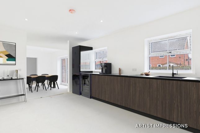 5 Woods Park, Anlaby, East Riding of Yorkshire photo 3