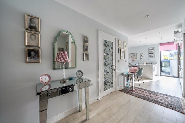 Apartment 44, One,, Bayshill Road, Gloucestershire photo 4
