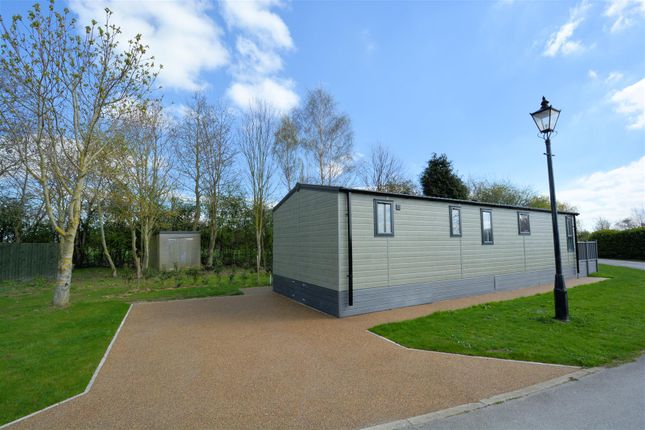 Thumbnail Mobile/park home for sale in Moor Lane, Ryther, Tadcaster