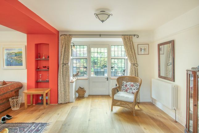 Stoneyhurst, 8, College Hill, Surrey photo 4