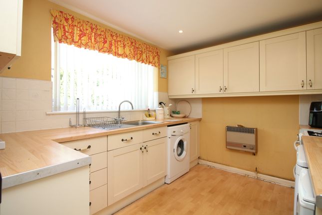68, Ullswater Avenue, Thornton-Cleveleys photo 2