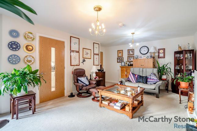 3 Whitaker Grange, New Street, Ossett photo 4