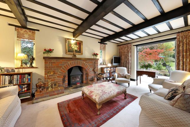 Little Orchard,, Village Way, Buckinghamshire photo 2