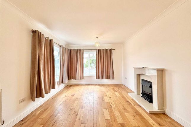 22, Manor House Court, Kirkby in Ashfield photo 5