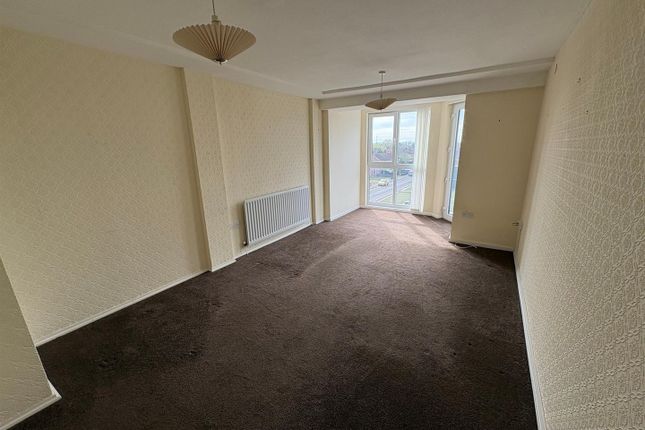 94, Kennedy Gardens, Billingham photo 5