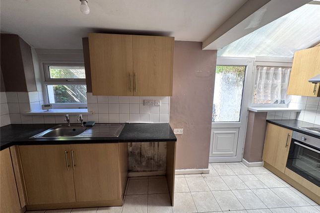 8, High Street, Rhondda Cynon Taff photo 3