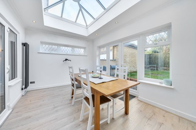 15A, Rosedene Avenue, London photo 4