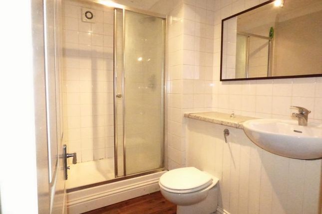 Flat 2, Fitzgerald Place, Beckenham photo 2