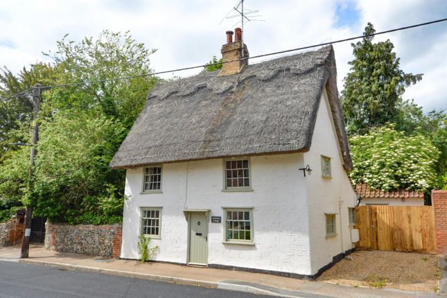 Thumbnail Detached house to rent in High Street, Gt Chesterford, Saffron Walden, Essex