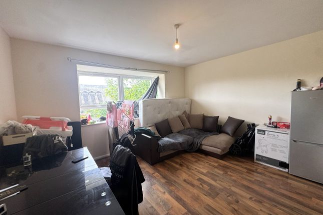 39, Tilbury Road, London photo 4