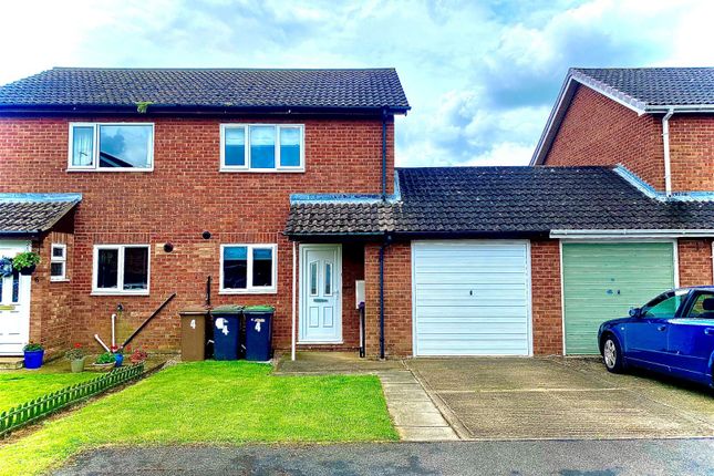 Thumbnail Semi-detached house to rent in Briar Close, Sleaford