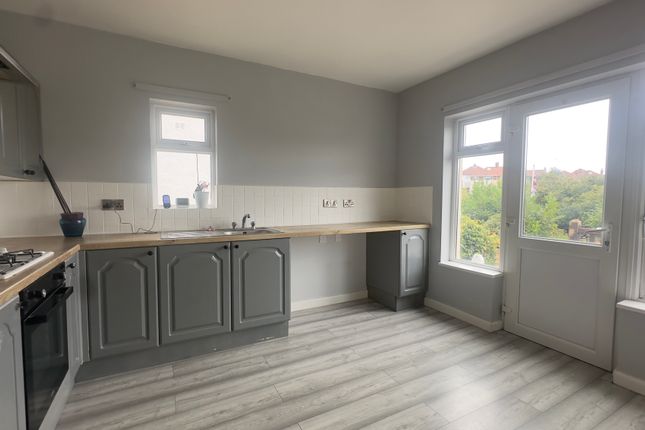 58, Farm Road, Weston-super-Mare, North Somerset photo 4