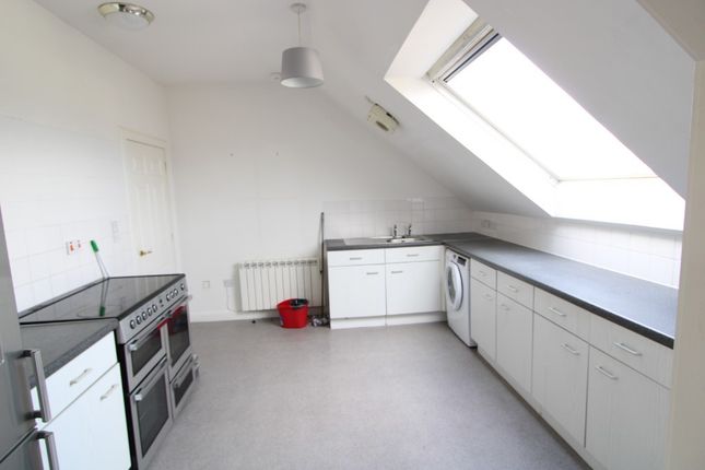 Flat G, 108, Commercial Street, Dundee photo 5