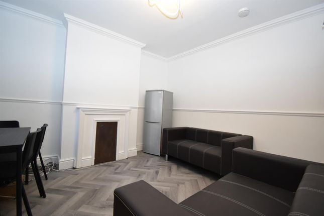 Rosefield Street, Leamington Spa photo 4